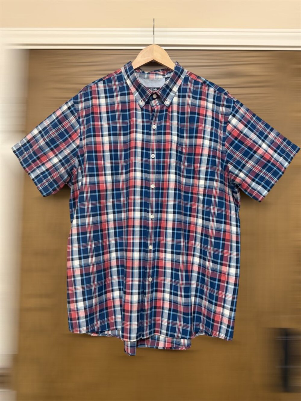 Izod  Red White Blue Plaid Short Sleeve Button Down Shirt Cotton Blend